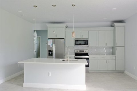 House in DeLand, Florida 4 bedrooms, 142.98 sq.m. № 1686442 - photo 13
