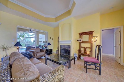 Casa en venta en Weeki Wachee, Florida, 4 dormitorios, 234.86 m2 № 1909019 - foto 9