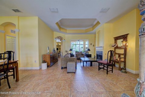 House in Weeki Wachee, Florida 4 bedrooms, 234.86 sq.m. № 1909019 - photo 12