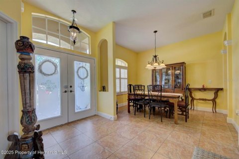 House in Weeki Wachee, Florida 4 bedrooms, 234.86 sq.m. № 1909019 - photo 6