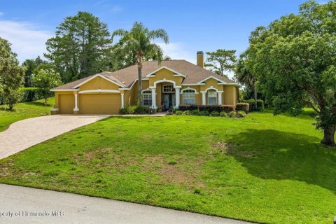House in Weeki Wachee, Florida 4 bedrooms, 234.86 sq.m. № 1909019 - photo 2