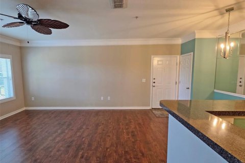 Copropriété à louer à Bradenton, Floride: 2 chambres, 93.65 m2 № 2408915 - photo 6