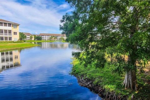 Condo à Bradenton, Floride, 2 chambres  № 2408915