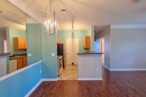 Copropriété à louer à Bradenton, Floride: 2 chambres, 93.65 m2 № 2408915 - photo 4
