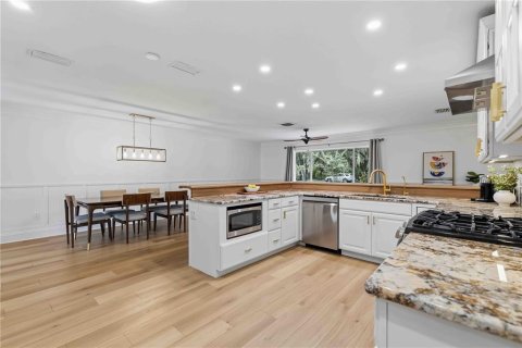 Villa ou maison à vendre à Sarasota, Floride: 5 chambres, 324.14 m2 № 2407011 - photo 16