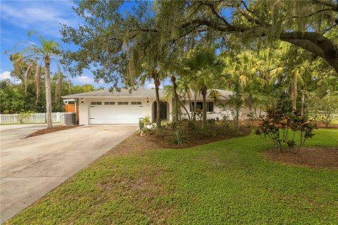 Villa ou maison à Sarasota, Floride 5 chambres, 324.14 m2 № 2407011