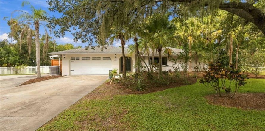 Villa ou maison à Sarasota, Floride 5 chambres, 324.14 m2 № 2407011