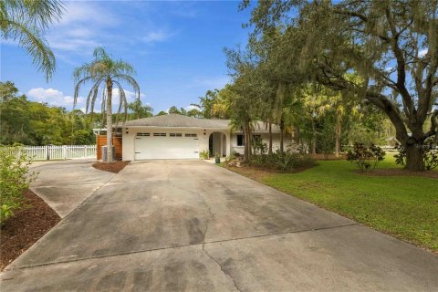 Villa ou maison à vendre à Sarasota, Floride: 5 chambres, 324.14 m2 № 2407011 - photo 5