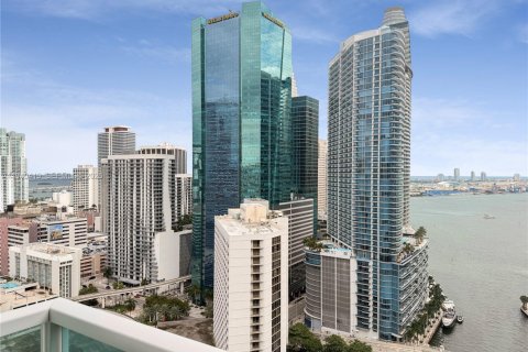 Copropriété à louer à Miami, Floride: 3 chambres, 131.83 m2 № 1998294 - photo 13