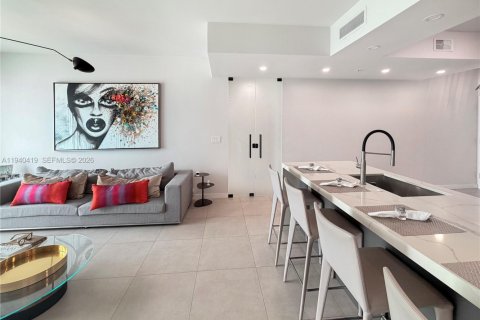 Copropriété à louer à Miami, Floride: 3 chambres, 131.83 m2 № 1998294 - photo 10