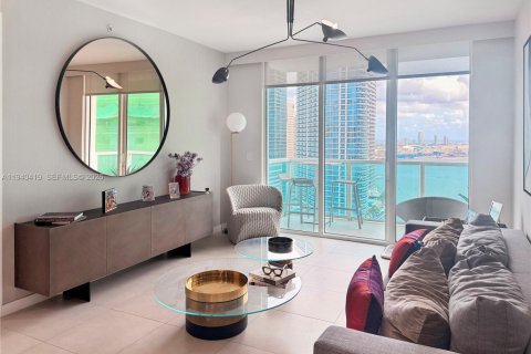 Copropriété à louer à Miami, Floride: 3 chambres, 131.83 m2 № 1998294 - photo 5