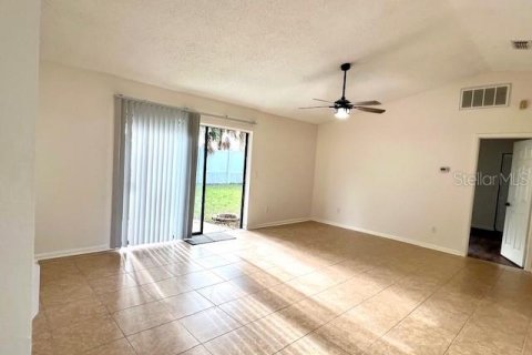 Casa en alquiler en Lutz, Florida, 3 dormitorios, 104.98 m2 № 1681403 - foto 3