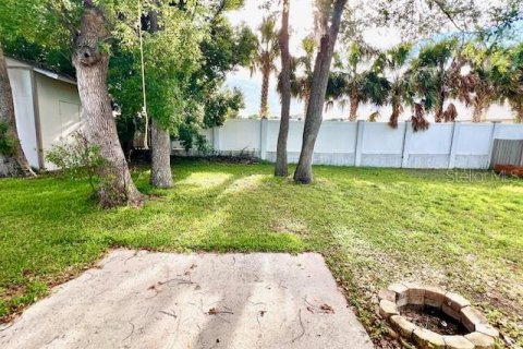 Casa en alquiler en Lutz, Florida, 3 dormitorios, 104.98 m2 № 1681403 - foto 2