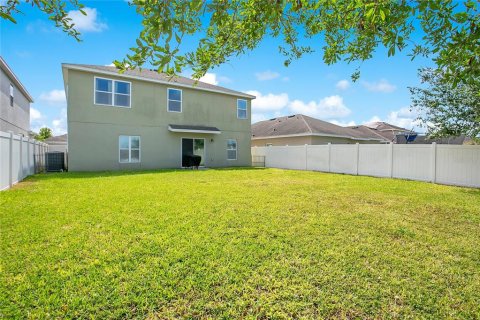 House in Davenport, Florida 4 bedrooms, 263.66 sq.m. № 1659461 - photo 24