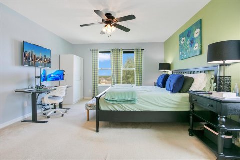 House in Davenport, Florida 4 bedrooms, 263.66 sq.m. № 1659461 - photo 10