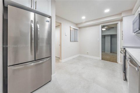 Купить таунхаус в Лодерхилл, Флорида 3 спальни, 161.65м2, № 1968731 - фото 5