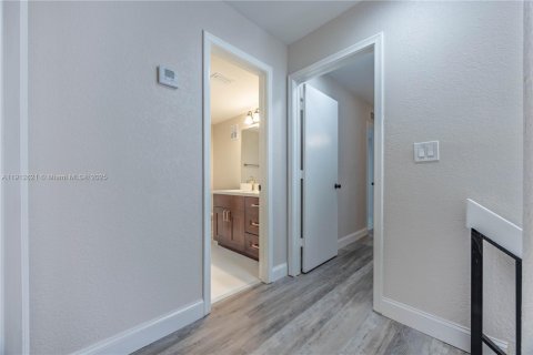 Купить таунхаус в Лодерхилл, Флорида 3 спальни, 161.65м2, № 1968731 - фото 14