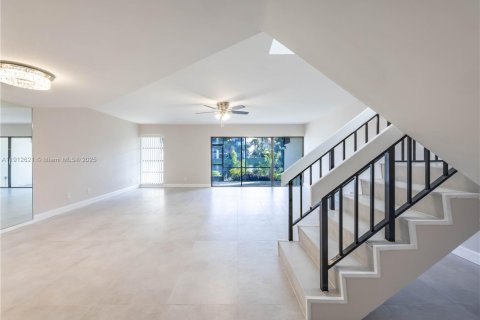 Купить таунхаус в Лодерхилл, Флорида 3 спальни, 161.65м2, № 1968731 - фото 11