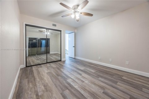 Купить таунхаус в Лодерхилл, Флорида 3 спальни, 161.65м2, № 1968731 - фото 20