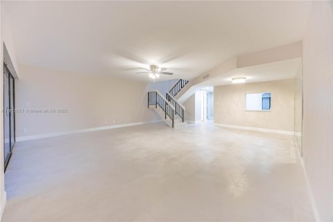 Купить таунхаус в Лодерхилл, Флорида 3 спальни, 161.65м2, № 1968731 - фото 8