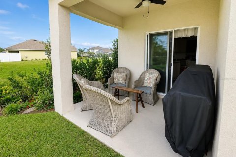 Villa ou maison à vendre à New Smyrna Beach, Floride: 4 chambres, 172.33 m2 № 2226234 - photo 13
