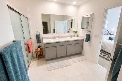 Villa ou maison à vendre à New Smyrna Beach, Floride: 4 chambres, 172.33 m2 № 2226234 - photo 10
