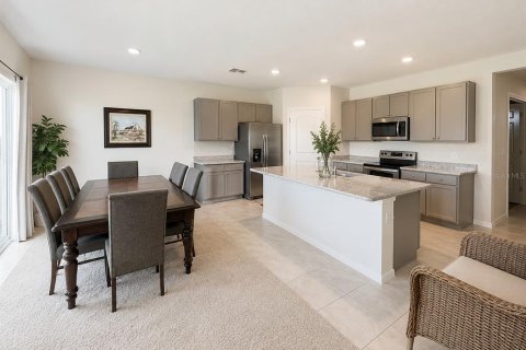 Villa ou maison à vendre à New Smyrna Beach, Floride: 4 chambres, 172.33 m2 № 2226234 - photo 3