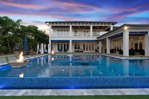House in Jupiter, Florida 6 bedrooms, 639.82 sq.m. № 2180247 - photo 2