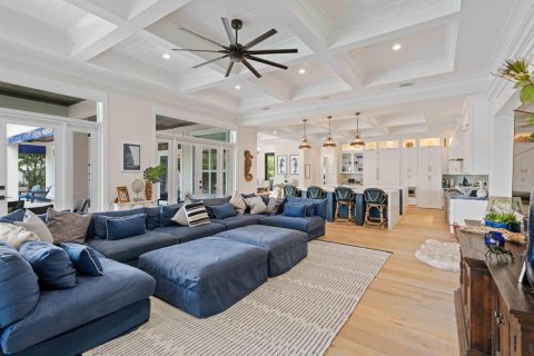 House in Jupiter, Florida 6 bedrooms, 639.82 sq.m. № 2180247 - photo 11