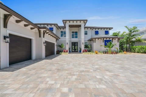 House in Jupiter, Florida 6 bedrooms, 639.82 sq.m. № 2180247 - photo 5