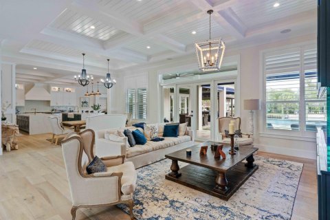 House in Jupiter, Florida 6 bedrooms, 639.82 sq.m. № 2180247 - photo 7