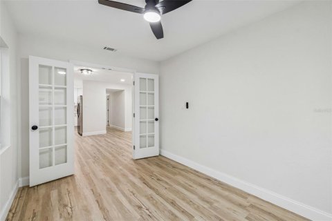 Casa en venta en Saint Petersburg, Florida, 3 dormitorios, 137.87 m2 № 2208830 - foto 30