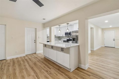 Casa en venta en Saint Petersburg, Florida, 3 dormitorios, 137.87 m2 № 2208830 - foto 21