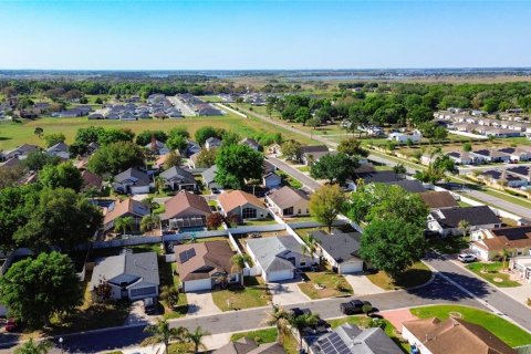 House in Davenport, Florida 3 bedrooms, 139.54 sq.m. № 2097641 - photo 3