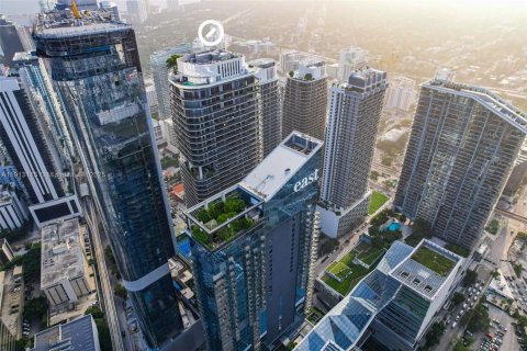 Condo in Miami, Florida, 1 bedroom № 1969310 - photo 28