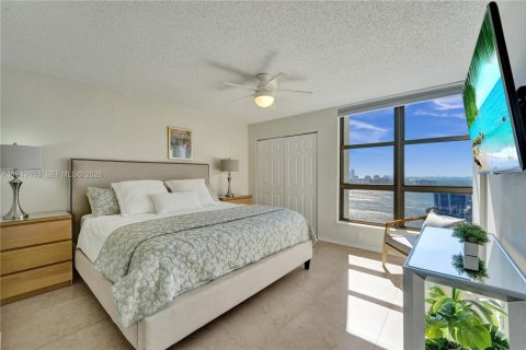 Condo in Aventura, Florida, 3 bedrooms  № 2007601 - photo 11