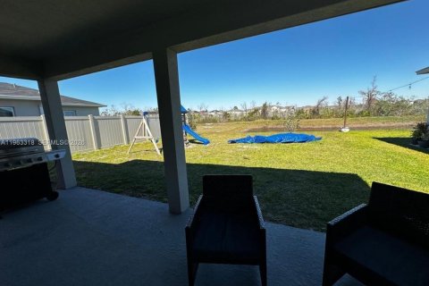 House in Davenport, Florida 4 bedrooms, 267.65 sq.m. № 2025822 - photo 5