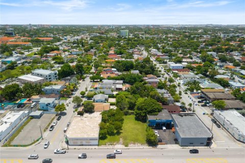 Commercial property in Miami, Florida № 1839115 - photo 9