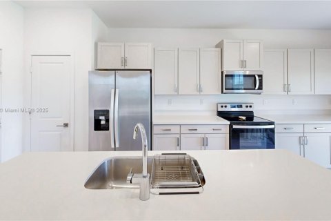 Touwnhouse à vendre à Homestead, Floride: 4 chambres, 163.23 m2 № 1969500 - photo 9