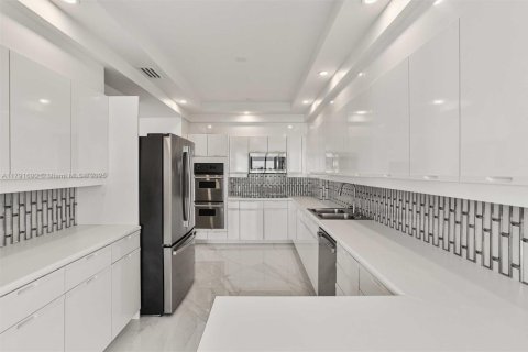 Condominio en alquiler en Aventura, Florida, 3 dormitorios, 281.49 m2 № 1739672 - foto 13