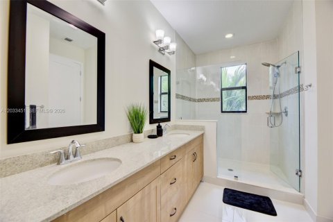 Adosado en alquiler en Pembroke Pines, Florida, 3 dormitorios, 150.22 m2 № 2078000 - foto 18