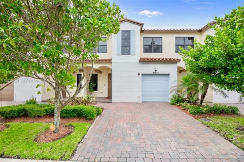 Adosado en Pembroke Pines, Florida 3 dormitorios, 150.22 m2 № 2078000