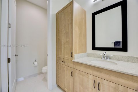 Adosado en alquiler en Pembroke Pines, Florida, 3 dormitorios, 150.22 m2 № 2078000 - foto 19