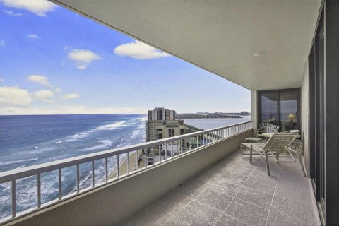 Condo in Riviera Beach, Florida, 2 bedrooms  № 2185513 - photo 3
