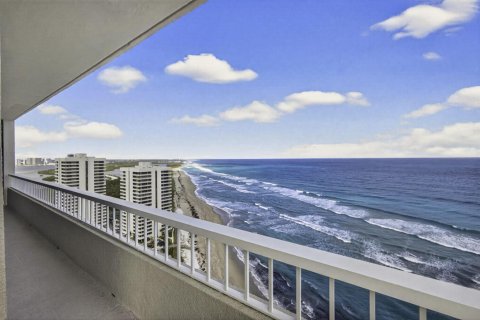 Condo in Riviera Beach, Florida, 2 bedrooms  № 2185513 - photo 26