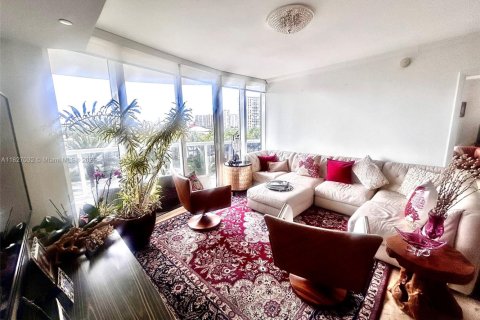 Condo in Sunny Isles Beach, Florida, 2 bedrooms  № 1797585 - photo 7