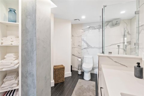 Copropriété à vendre à Sarasota, Floride: 2 chambres, 160.63 m2 № 1524065 - photo 24