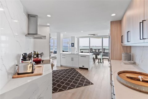 Copropriété à vendre à Sarasota, Floride: 2 chambres, 160.63 m2 № 1524065 - photo 6
