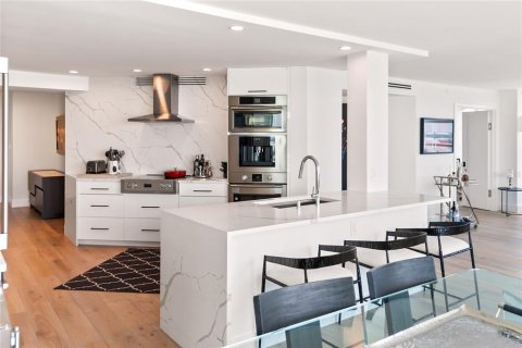 Copropriété à vendre à Sarasota, Floride: 2 chambres, 160.63 m2 № 1524065 - photo 11