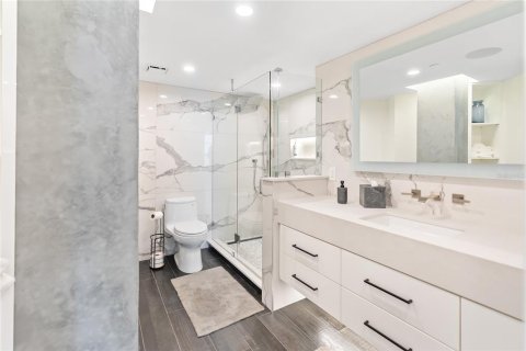 Copropriété à vendre à Sarasota, Floride: 2 chambres, 160.63 m2 № 1524065 - photo 23